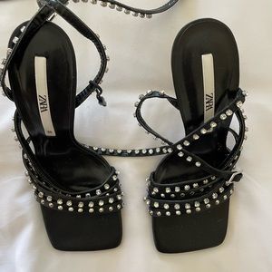 Black heels with studs